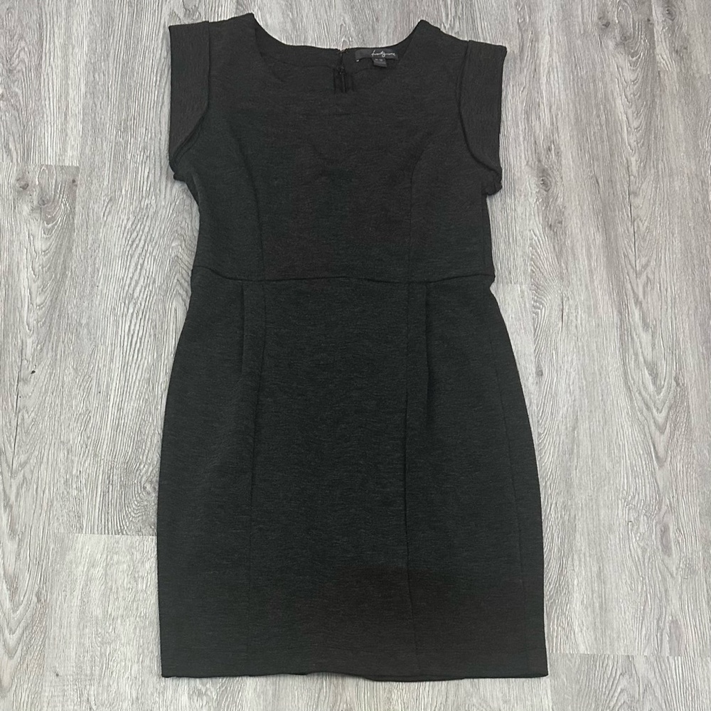 Twenty-One‎ Little Black/ Dark Gray Dress Medium Back Zipper Stretch Knee Length